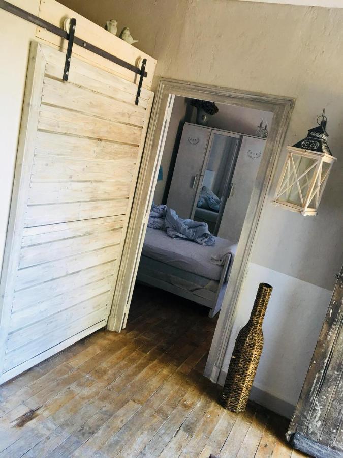Chambre D'Hote Equestre Au Petit Bonheur Chateldon Exterior foto