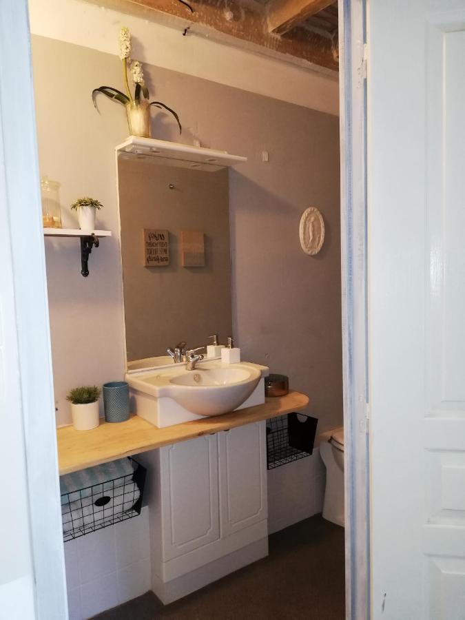 Chambre D'Hote Equestre Au Petit Bonheur Chateldon Exterior foto